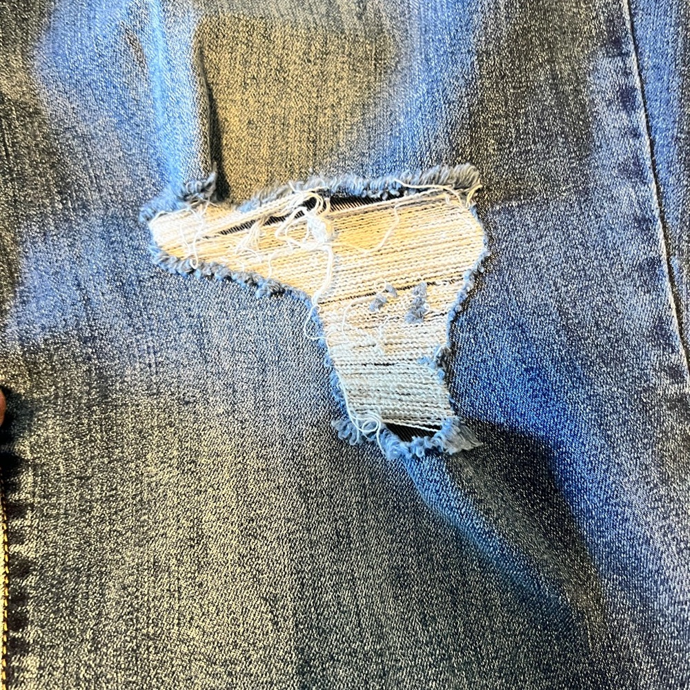 Revery Mid Rise Skinny - Picture 3 of 9